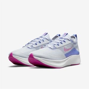Nike Womens Zoom Fly 4 Running Shoe 5.5 CT2401-003
